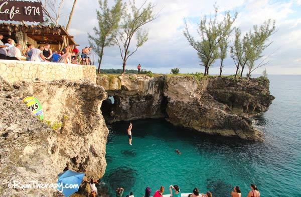 T&T - Tatty And Tony Guesthouse Negril Exterior photo